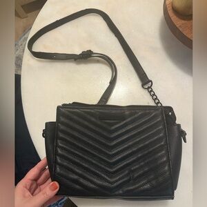 STEVE MADDEN Chic Black Chevron Crossbody Bag